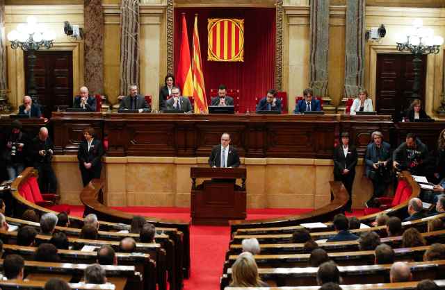 El diputado regional catalán Turull pronuncia su discurso durante su sesión de investidura como nuevo presidente catalán en Barcelona El diputado regional catalán Jordi Turull pronuncia su discurso durante su sesión de investidura como nuevo presidente catalán en el parlamento regional en Barcelona, España, el 22 de marzo de 2018.