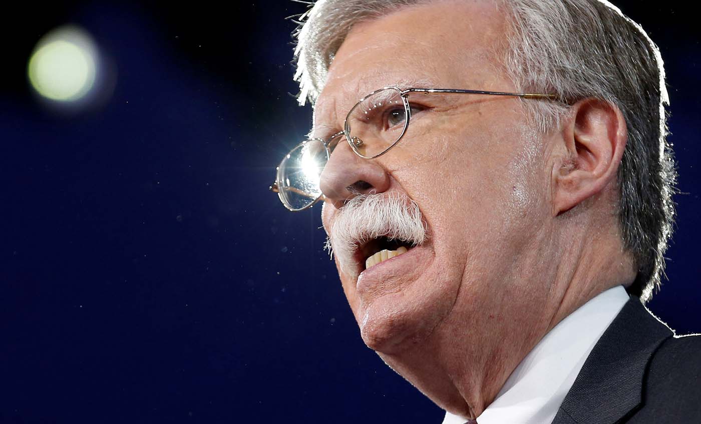 Bolton: Estados Unidos será “agresivo e inquebrantable” con las sanciones petroleras a Irán