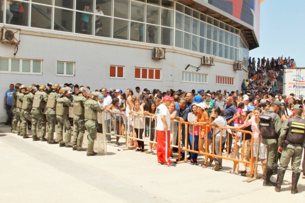 Una tángana se armó en la “Feria Socialista del Pescado” en Maiquetía