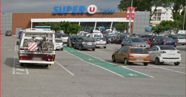 Un policía herido en toma de rehenes en un supermercado de Francia