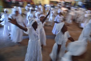 En Haití realizan una ceremonia vudú durante la Pascua (fotos)