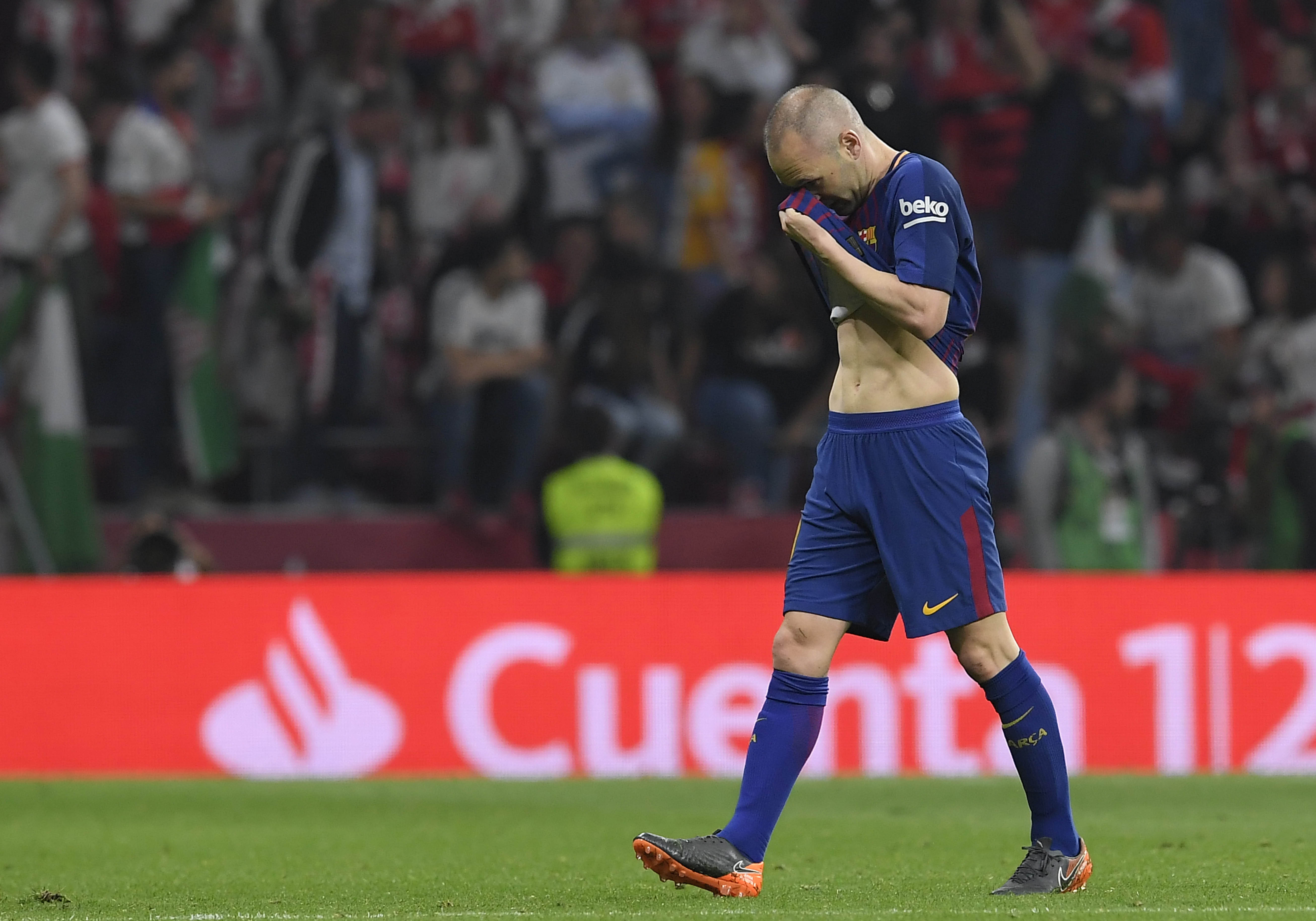 France Football pide perdón a Andrés Iniesta por no haberle entregado nunca un Balón de Oro