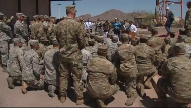 Miembros de la Guardia Nacional del estado de Arizona, Estados Unidos. Foto Agencias