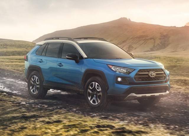 Toyota-RAV4-2019 (2)