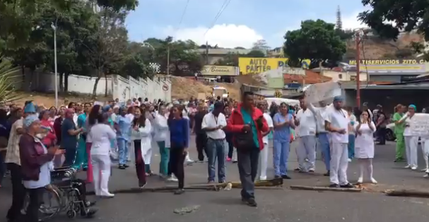 Foto: Hospital Pérez de León de Caracas se paralizó para exigir insumos / Cortesía 