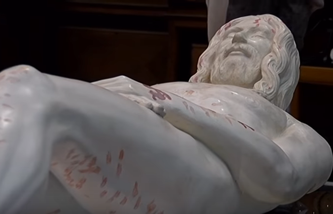 Crean una estatua de Jesús basada en el Sudario de Turín (Video)