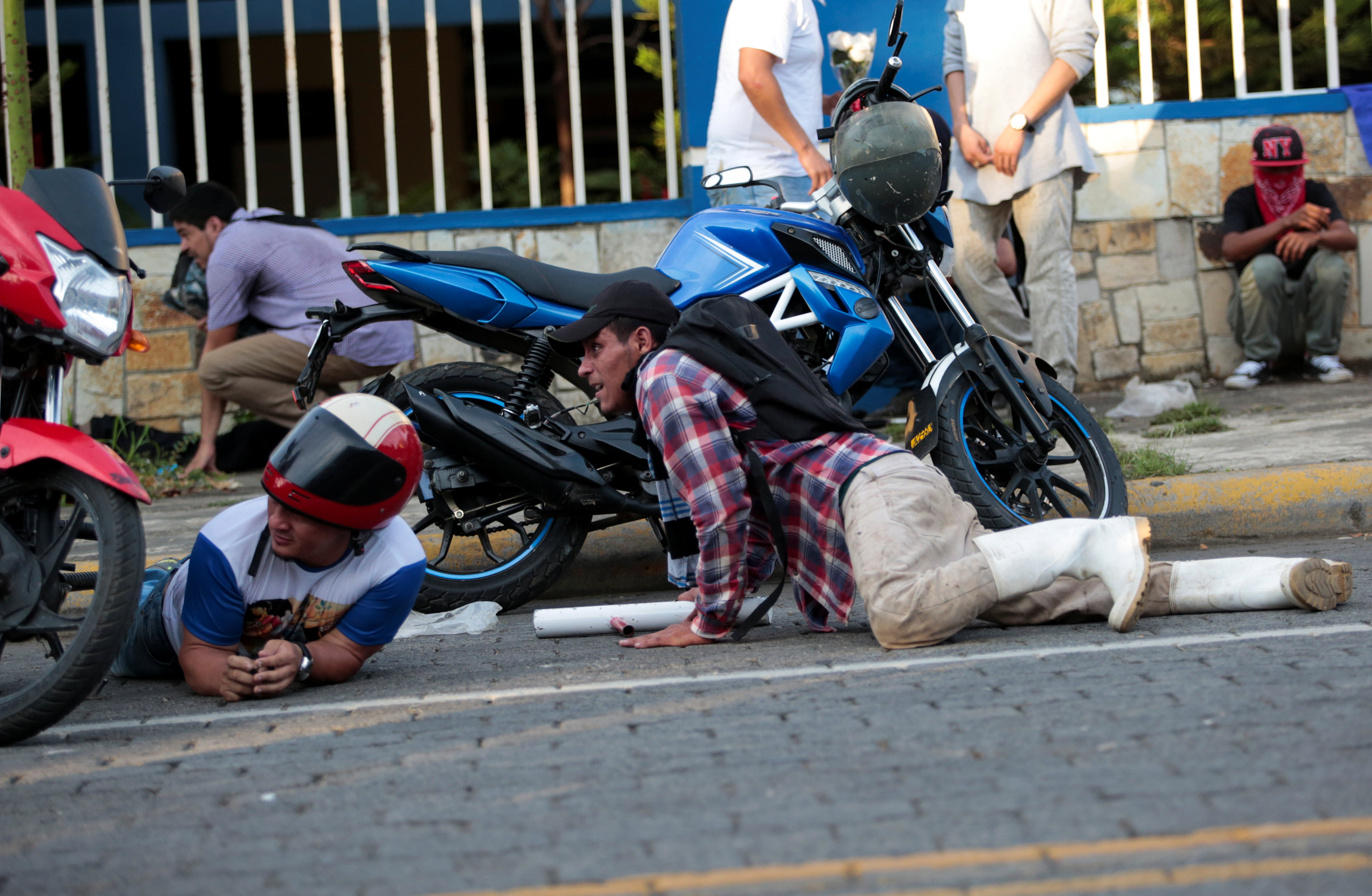 Cifra de fallecidos sube a 98 por ola de violencia en Nicaragua