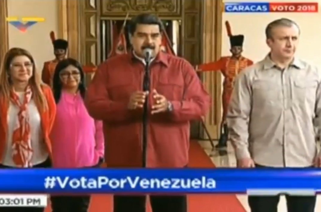 Mientras tú no tienes transporte público, Maduro pide a militancia chavista que facilite movilización de votantes