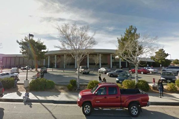 Arrestan a sospechoso de tiroteo en escuela de California