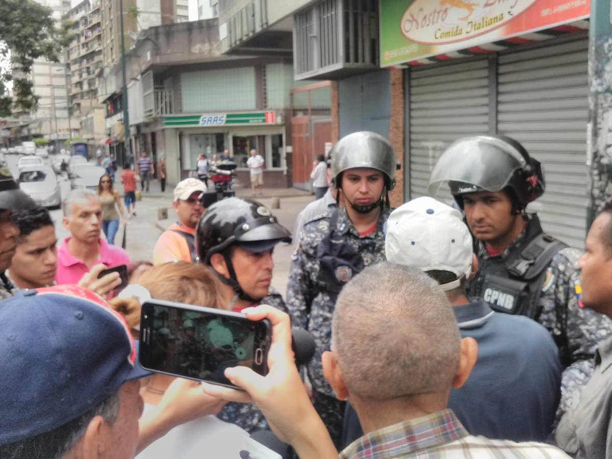 PNB dispersa a manifestantes frente a la Cruz Roja Venezolana #1May