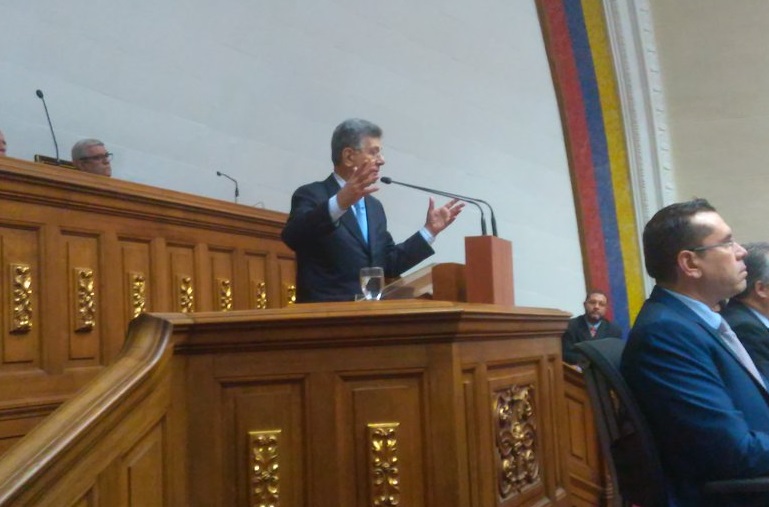 Ramos Allup: Este es el único país donde reprimen antes que inicien las protestas (Video)