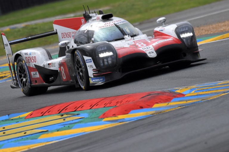 ¡Histórico! Fernando Alonso se impone en las 24 Horas de Le Mans