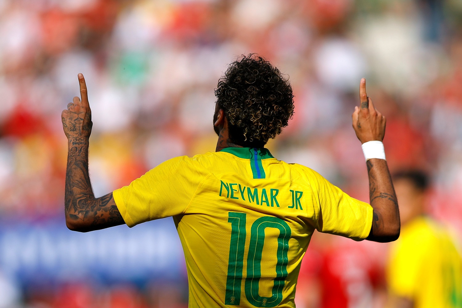 Neymar, satisfecho por igualar la marca de goles de Romario en la selección