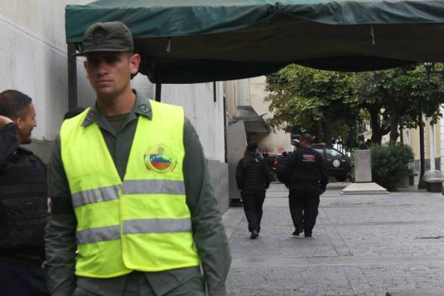 Foto: Así se encuentran los alrededores de la Casa Amarilla ante la posible liberaciones de presos políticos / Juan Peraza - LaPatilla.com