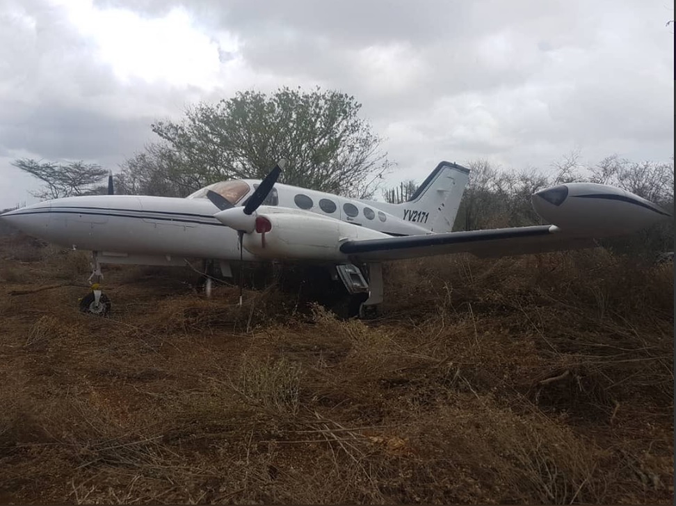 En Falcón seis personas fueron detenidas tras la incautación de una avioneta narco