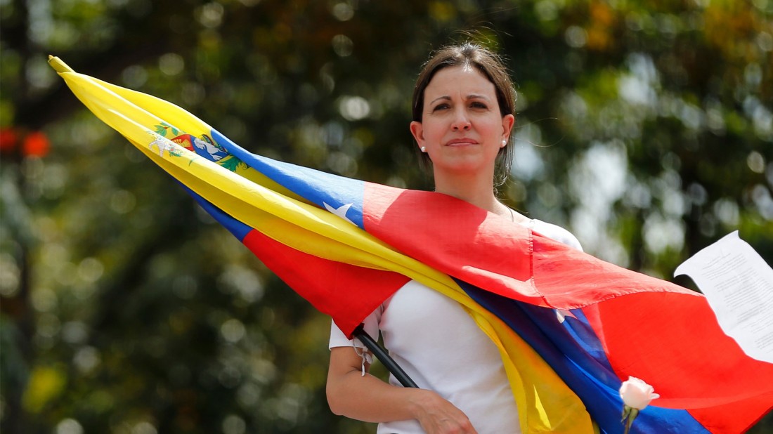 María Corina Machado luego de ser agredida: Lo ocurrido hoy nos da fuerza y seguiremos recorriendo Bolívar (Video)