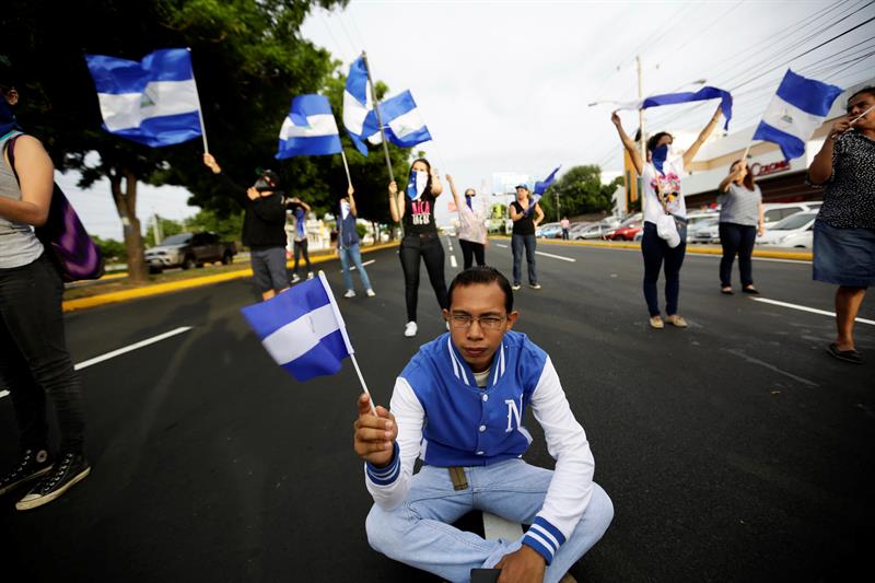 El clamor de un nicaragüense: Daniel, mirá cómo lloramos, parece que tu familia goza