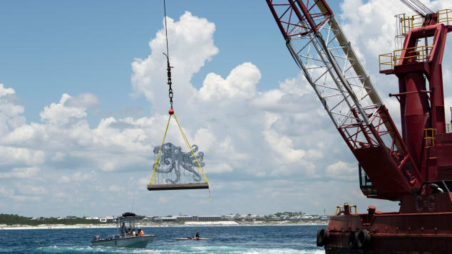 Esculturas se convierten en un arrecife en nuevo museo sumergido en Florida