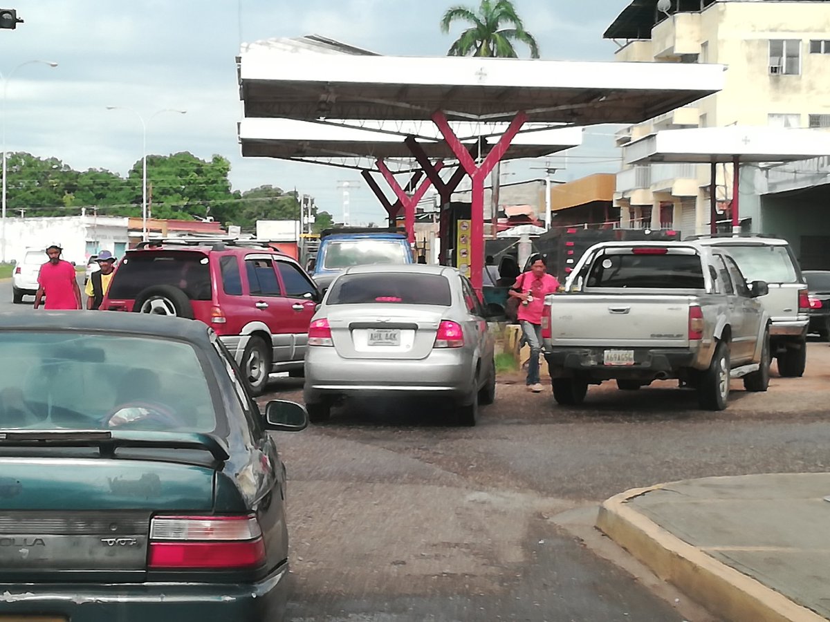 Pago de la gasolina subsidiada será con huella dactilar y el carnet de la patria (Video)