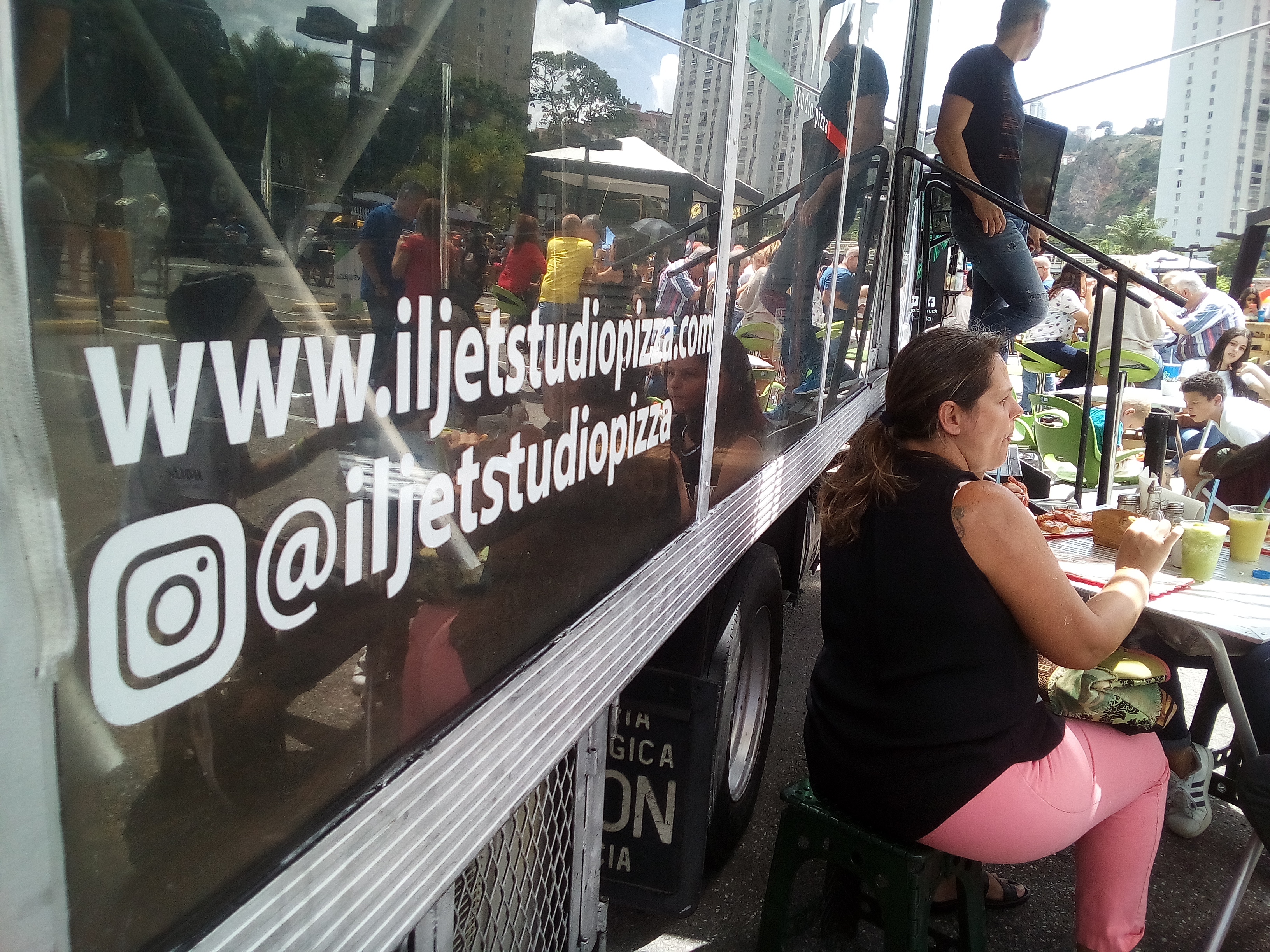 La V edición de FoodTruck Venezuela llevó una explosión de sabores a los caraqueños