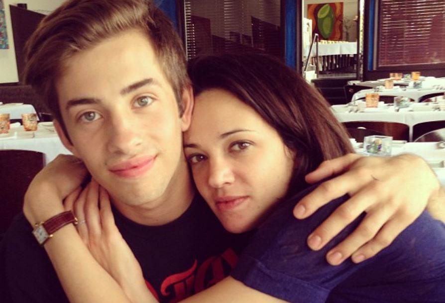 Detalles del encuentro sexual de Asia Argento con un menor de edad