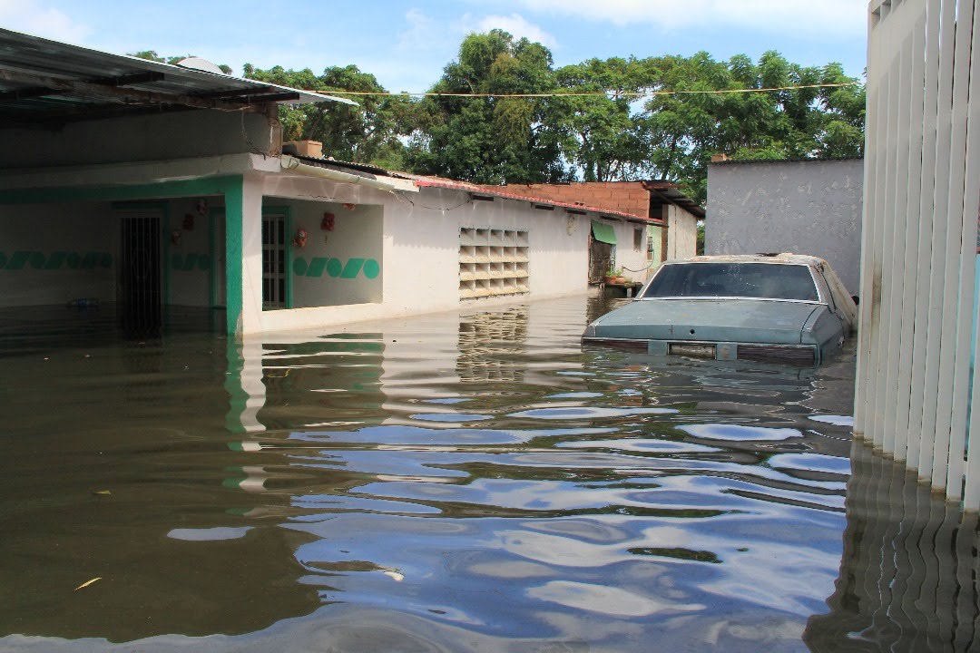 Casi siete mil personas afectadas en Bolívar por crecida del Orinoco que se aproxima a su cota de alerta roja