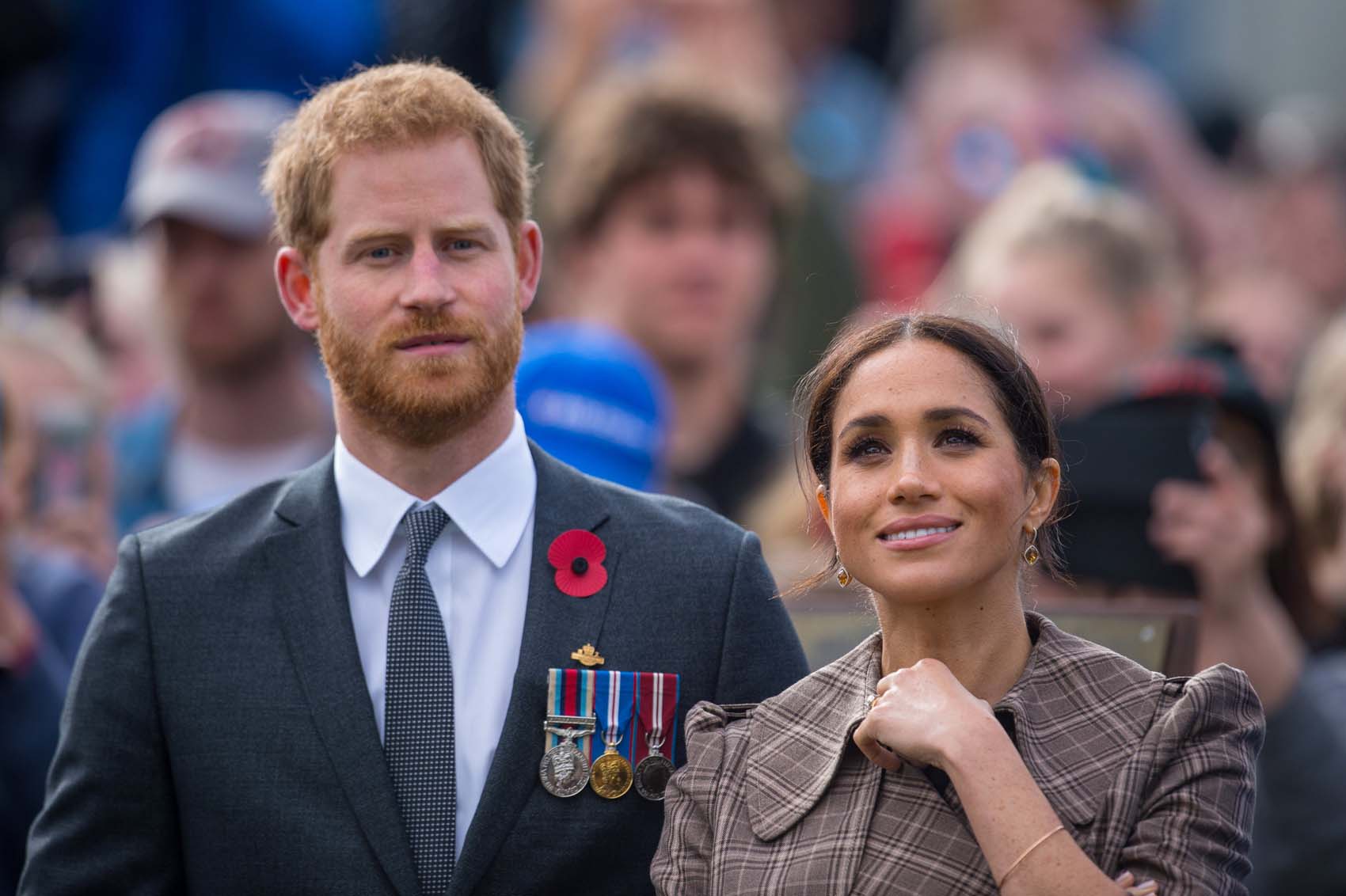 El príncipe Harry y Meghan llegan a Nueva Zelanda en la última etapa de su gira