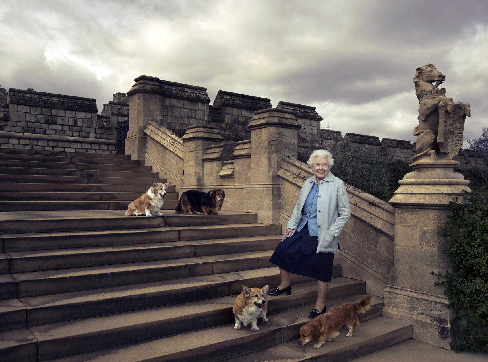 Muere Whisper, el último perro corgi de la reina Isabel II