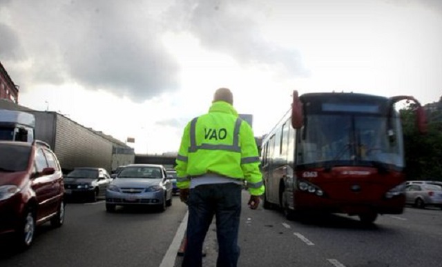 Intt abre canal de contraflujo en la carretera de El Junquito #3Oct