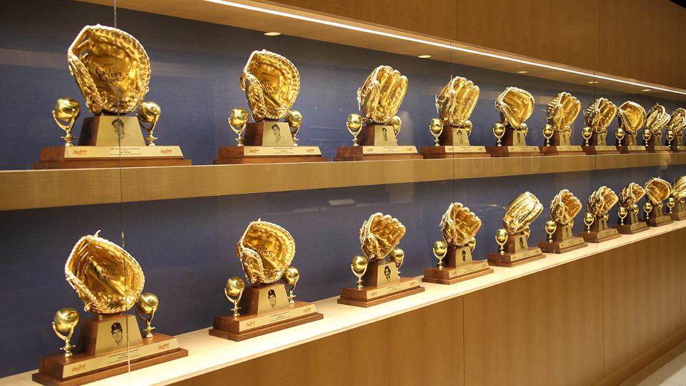 Cinco venezolanos son finalistas al Guante de Oro en  las Grandes Ligas