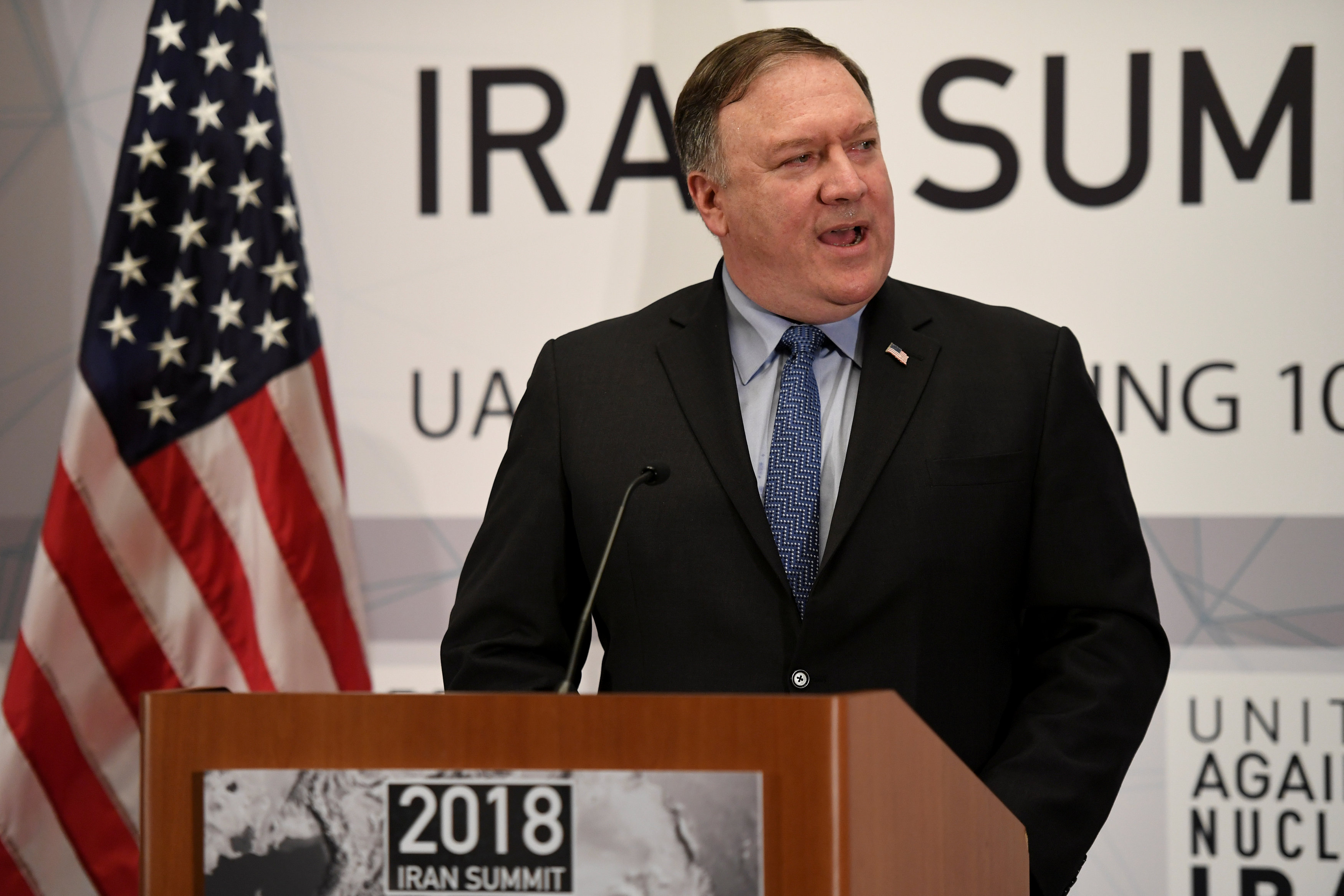 Pompeo sobre envío de bombarderos de Rusia a Venezuela: Dos gobiernos corruptos malgastando fondos públicos