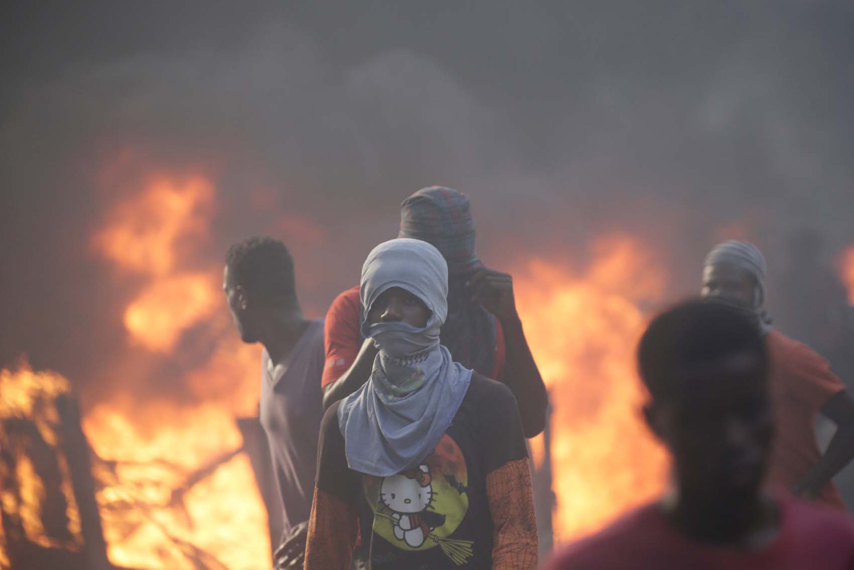 Al menos dos muertos y varios heridos en Haití durante violentas protestas contra corrupción en Petrocaribe (FOTOS)