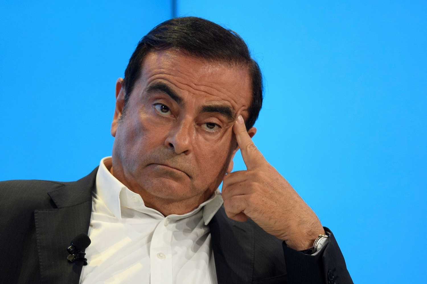 Junta directiva de Nissan cesa a Carlos Ghosn como presidente tras su arresto