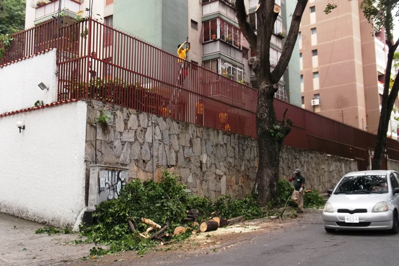 Asesinan a un señor con un tiro de gracia en La Urbina