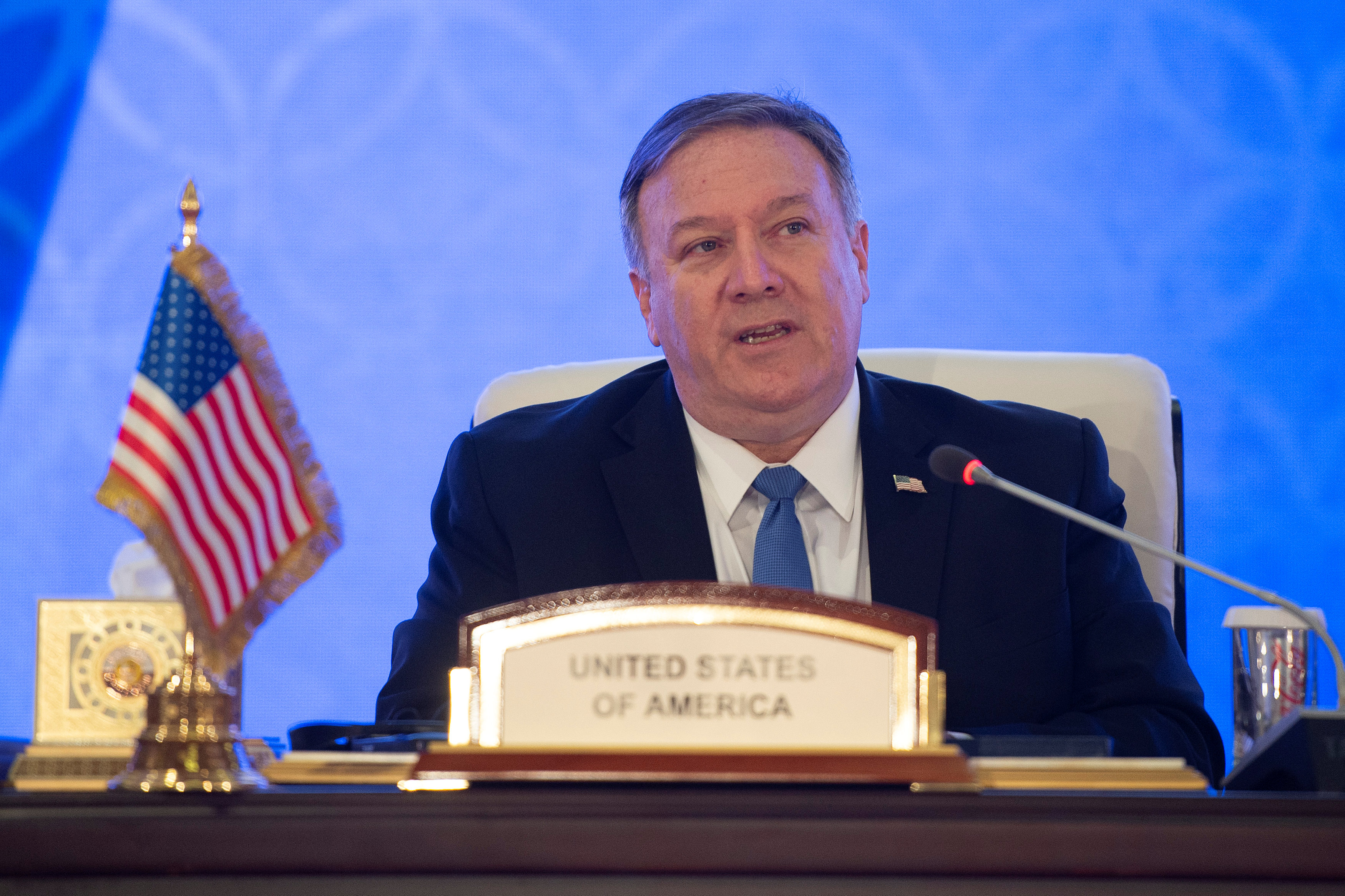 Pompeo dice que los días de Maduro en Venezuela “están contados”