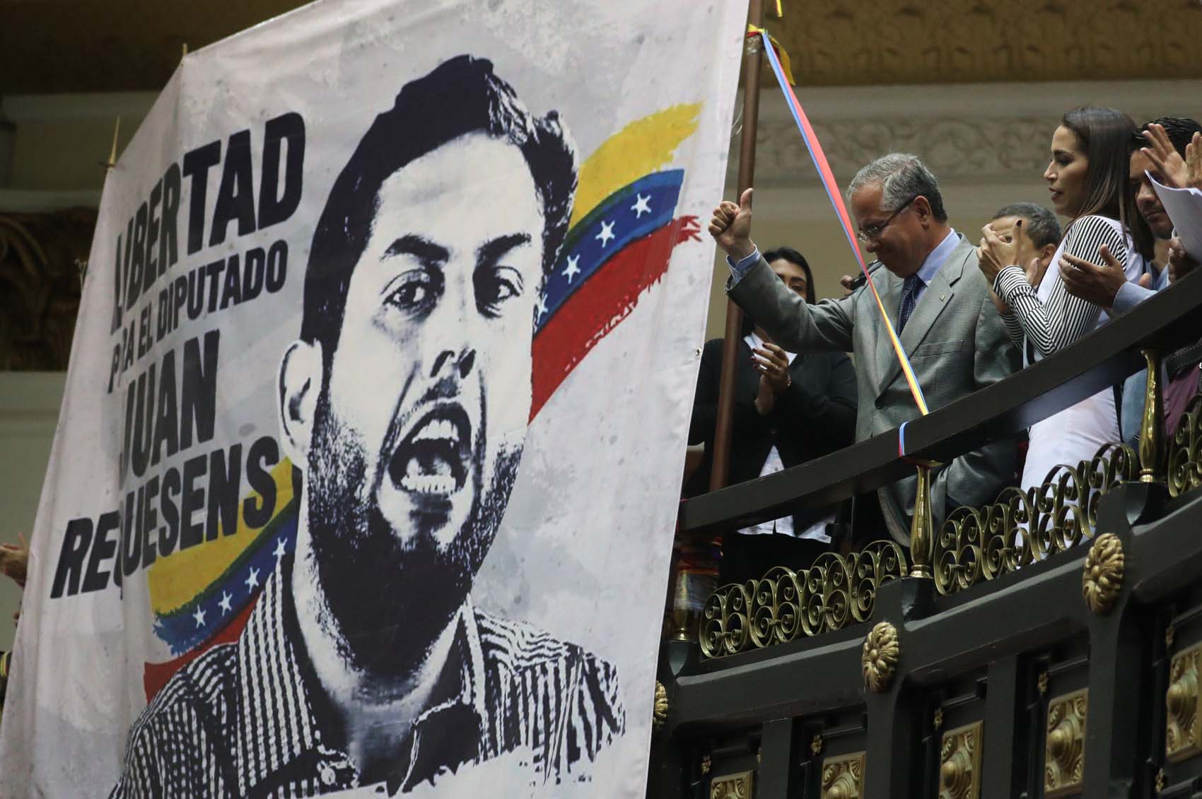 Las FOTOS de la sesión de la Asamblea Nacional que dan la vuelta al mundo #5Ene