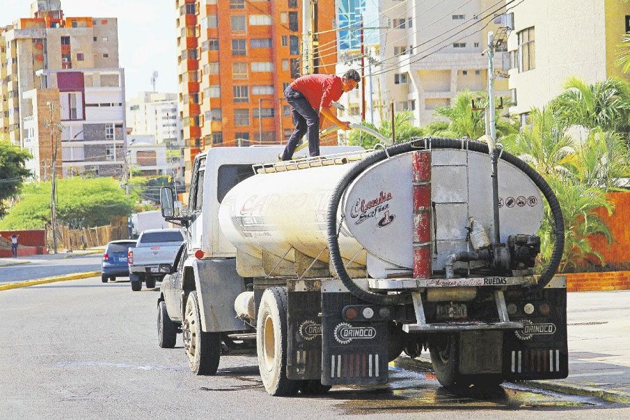 Cisternas dejan “secos” los bolsillos de habitantes de San Antonio del Táchira