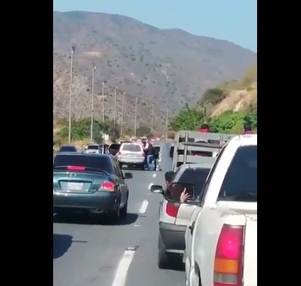 EN VIDEO: Momento en que el Sebin detuvo a Juan Guaidó en la Caracas – La Guaira