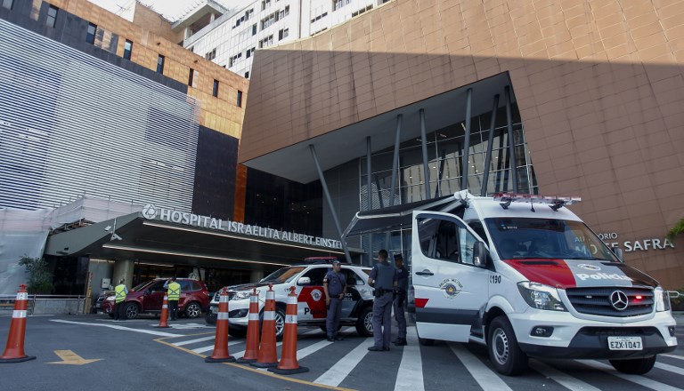 Bolsonaro evoluciona favorablemente al día siguiente de intervención quirúrgica