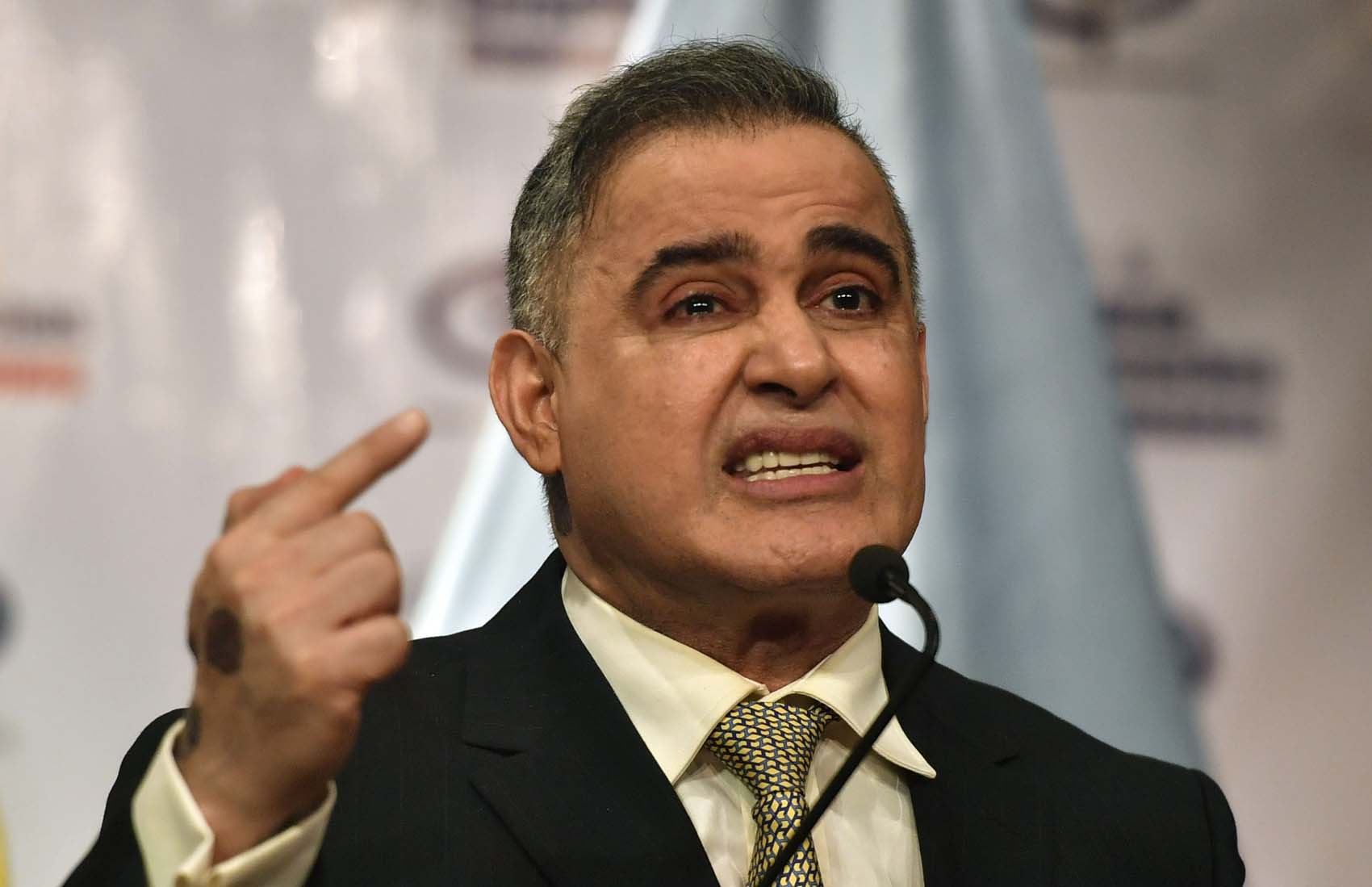 Tarek William Saab rechaza “persecución” y xenofobia contra venezolanos en el extranjero