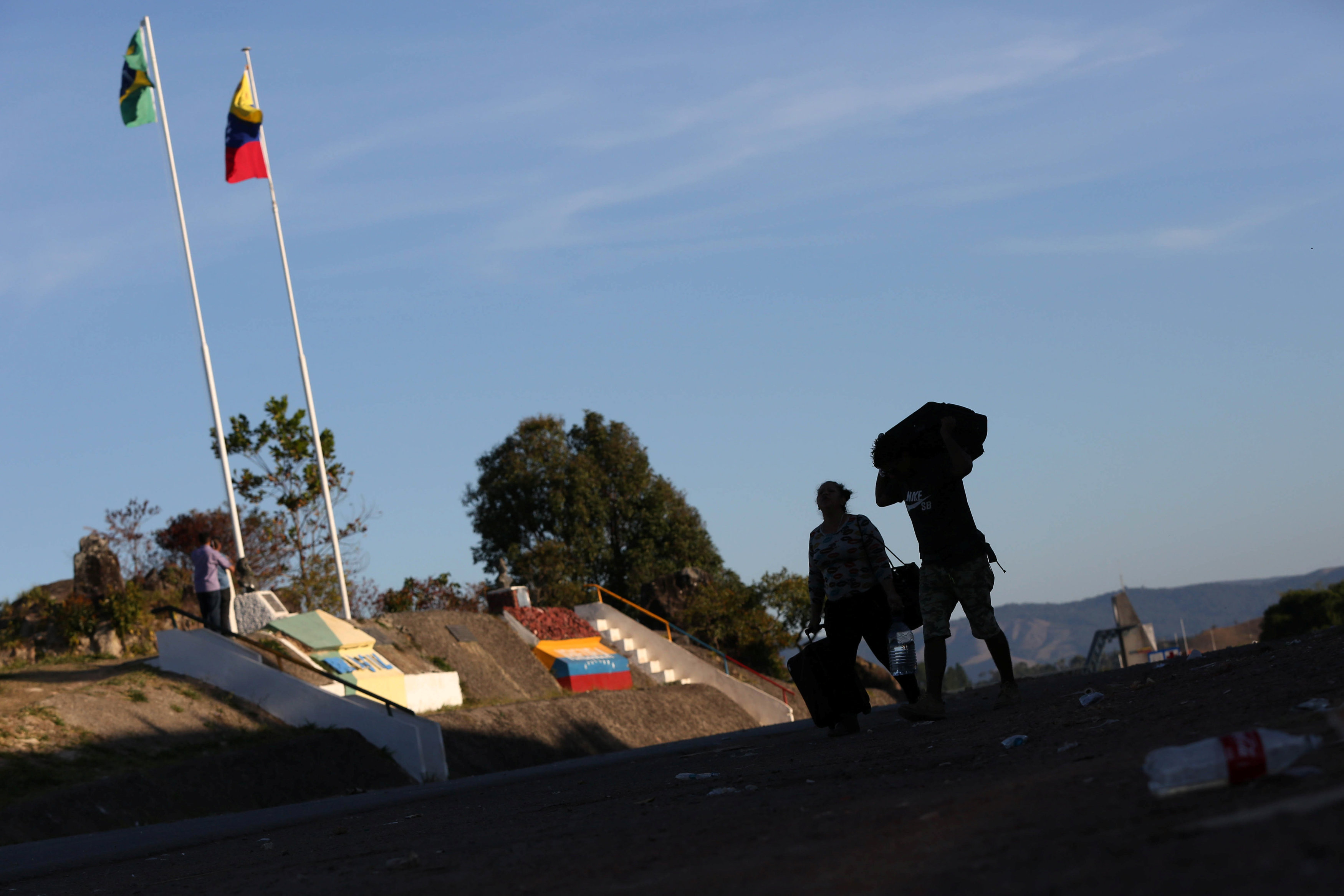 GNB cobra peaje para paso de mercancía en la frontera con Brasil, denuncia embajadora