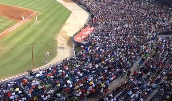 Así fue como Juan Guaidó llegó a la Serie del Caribe en Panamá (+Video)