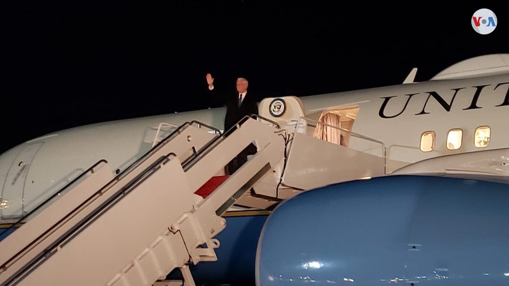 Pence rumbo a Bogotá para reunión del Grupo de Lima