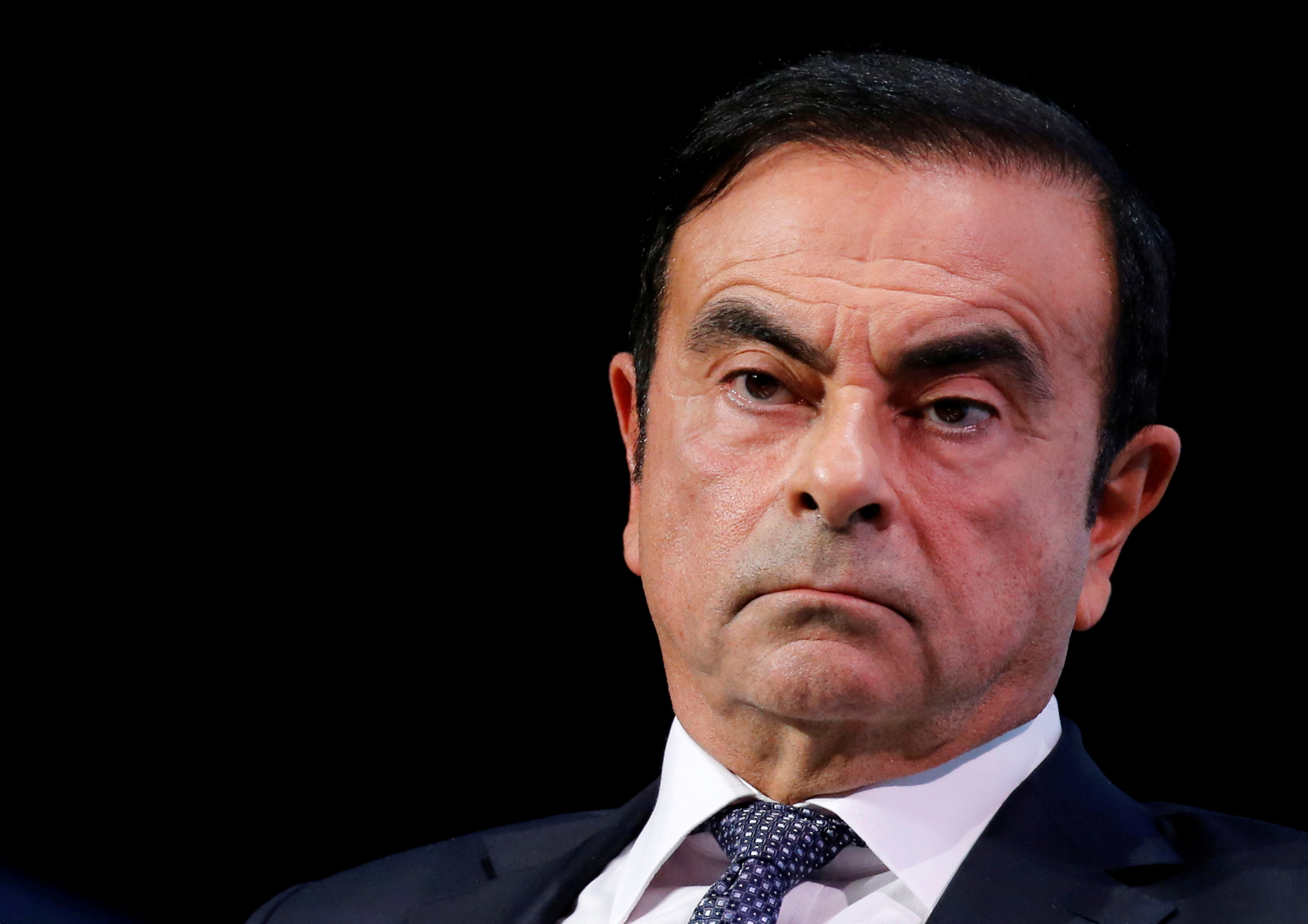 Tribunal japonés otorga libertad bajo fianza a expresidente de Nissan Ghosn