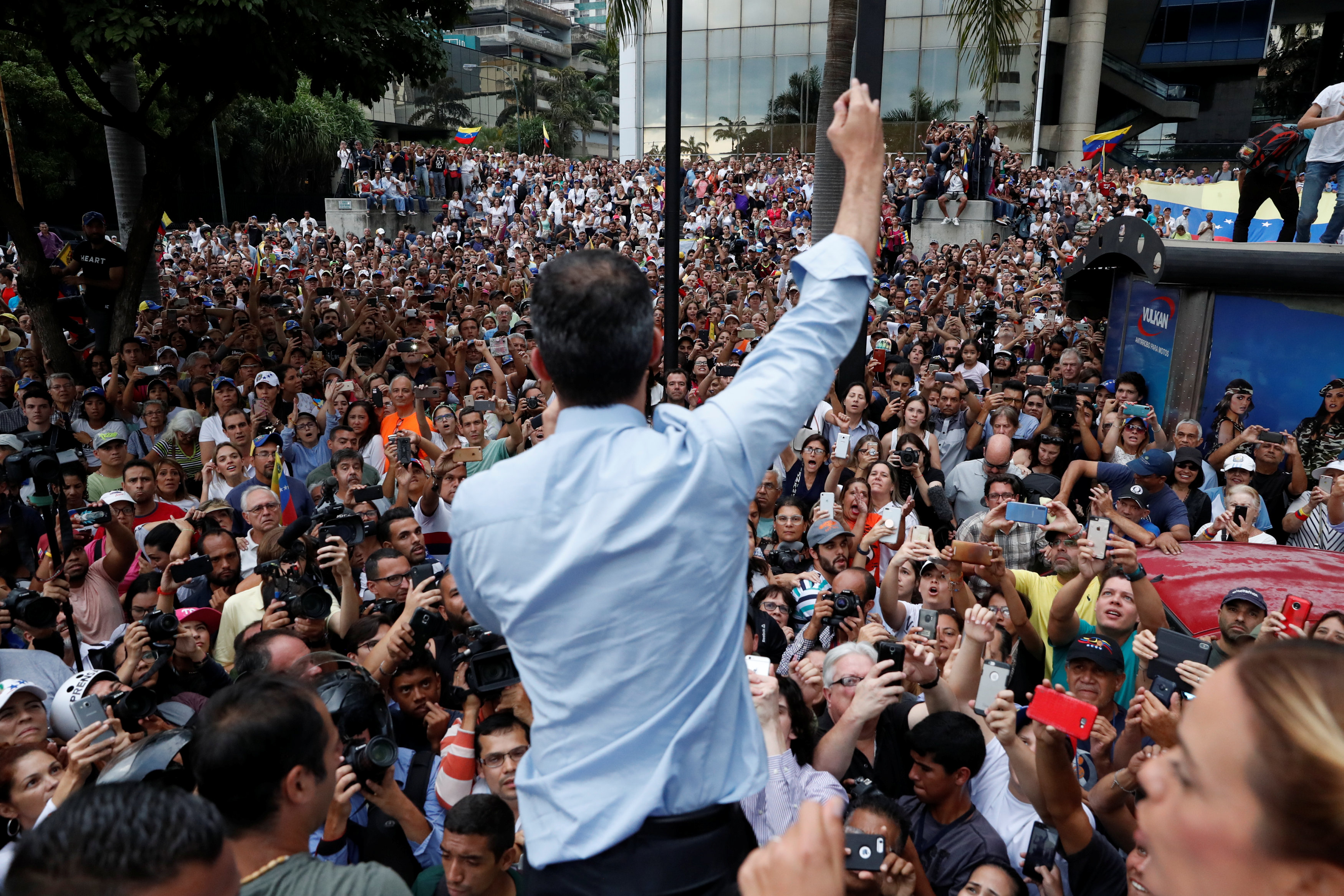 Venezuela lista para protestar en las calles contra los racionamientos eléctricos #30Mar