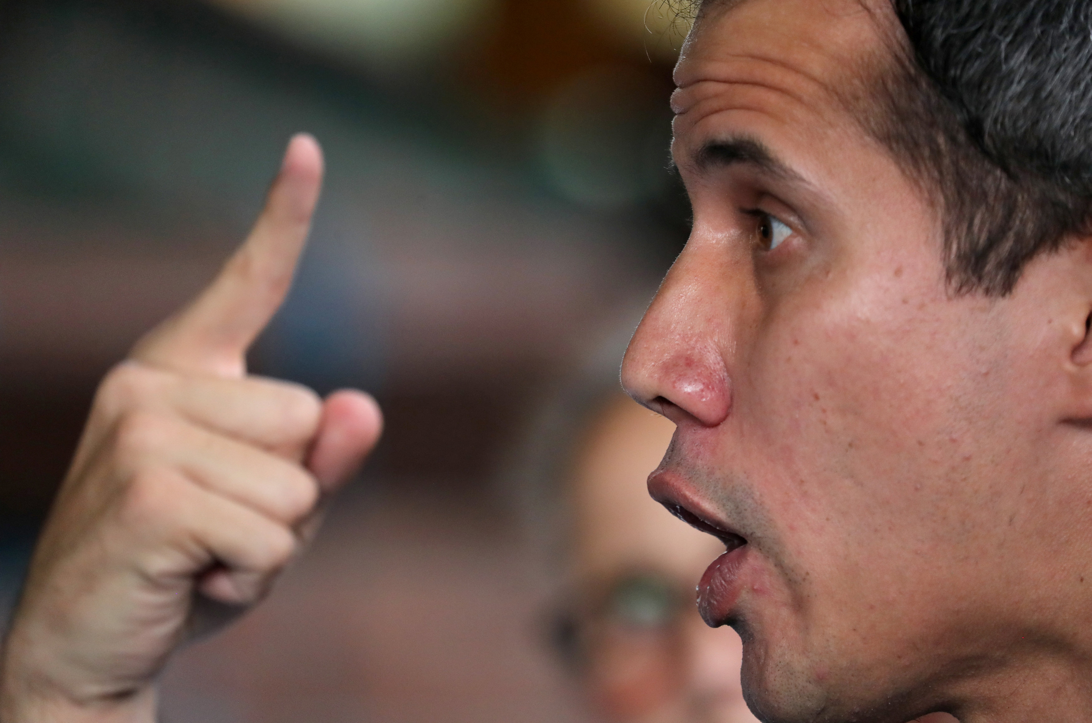 Guaidó ante su posible detención: ¿Vienen por mí? como decimos en La Guaira, ¡dale! (VIDEO)