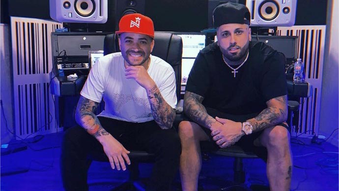 El lujoso regalo de Nicky Jam a Nacho para celebrar el éxito (VIDEO)