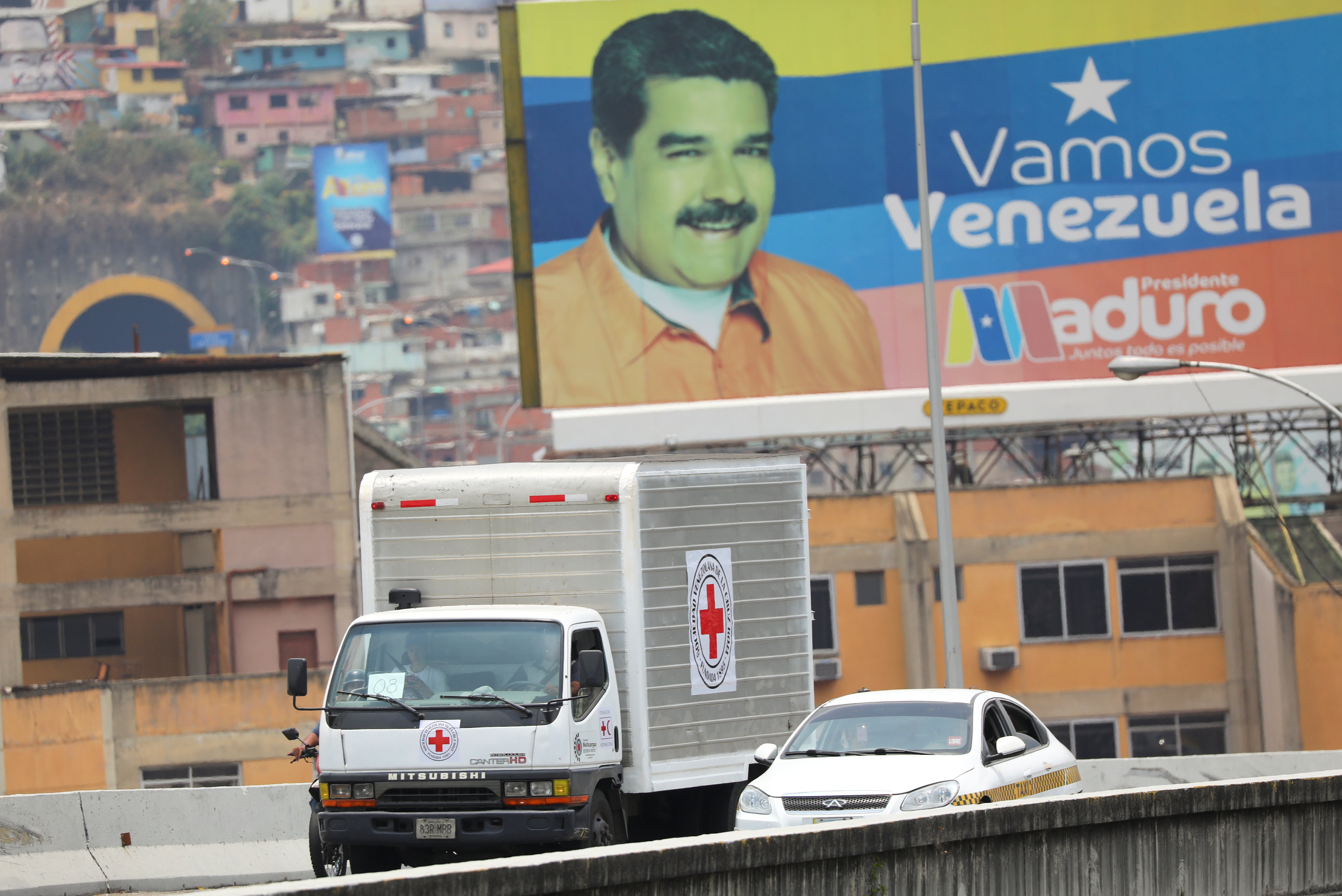 Con el ingreso de la ayuda a manos de la Cruz Roja INTERNACIONAL, chavismo acepta la grave crisis humanitaria