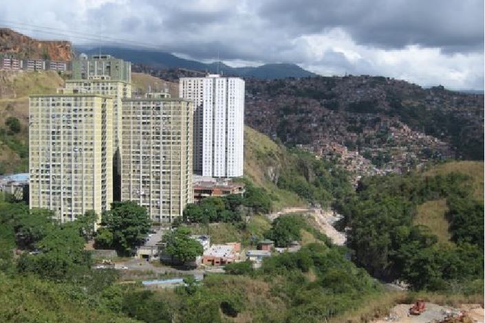 Habitantes de Paulo VI denuncian problemas con el servicio de agua potable