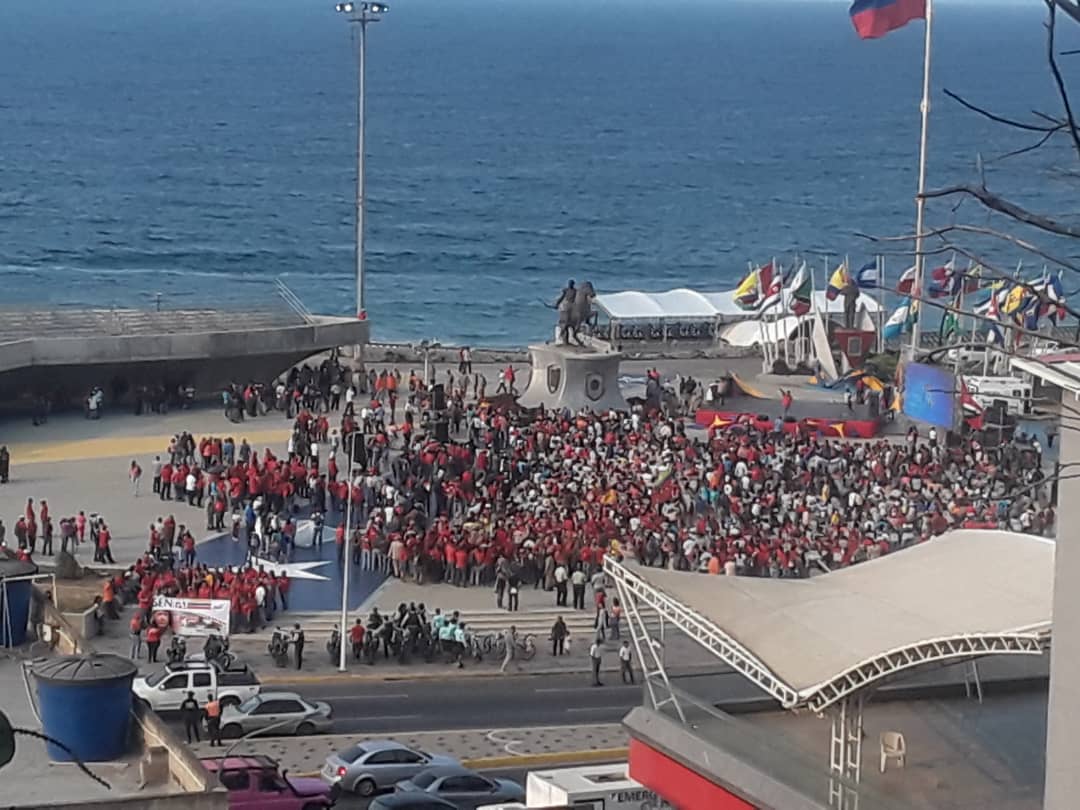 ¿Serán muchos? Diosdado encabeza acto en La Guaira y no llenó ni una esquina de la plaza (FOTO)